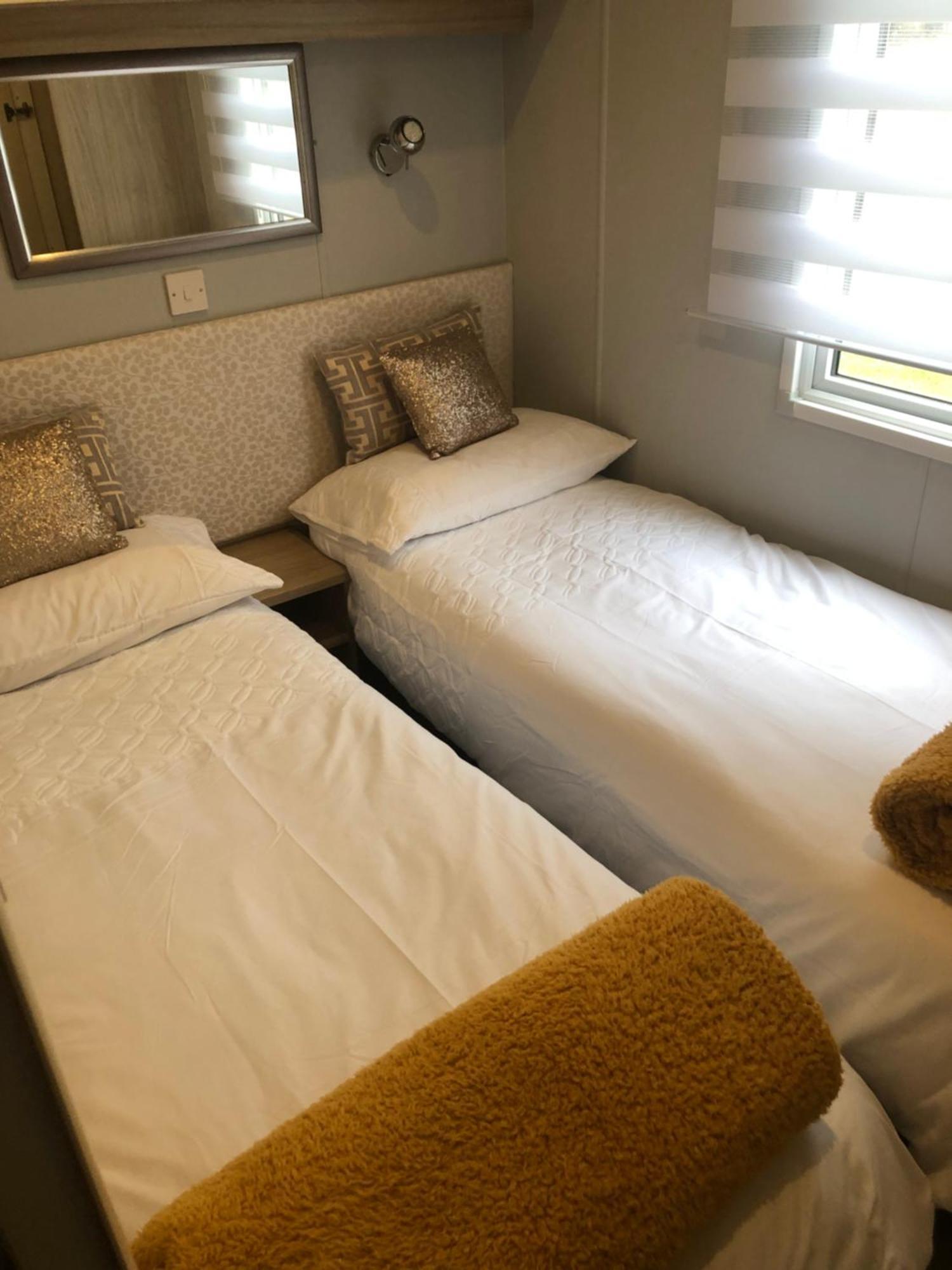 Seabreeze, Utopia, Walking Distance To Beach, 5 Star Shorefield Country Park, Milford On Sea, Shorefield Road, So41 0Lh, United Kingdom Exterior foto